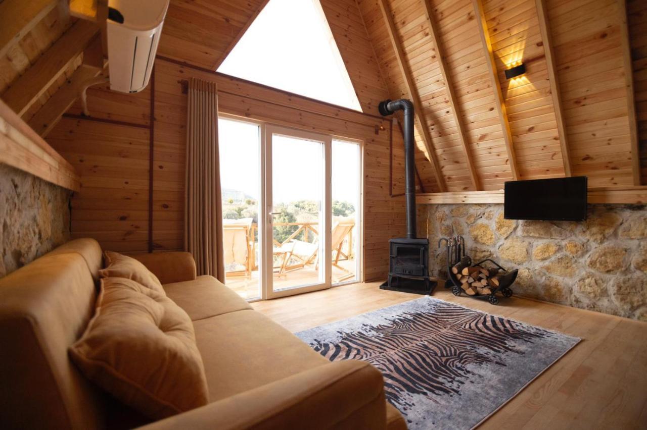 Gaia Bungalows Foça Bagian luar foto
